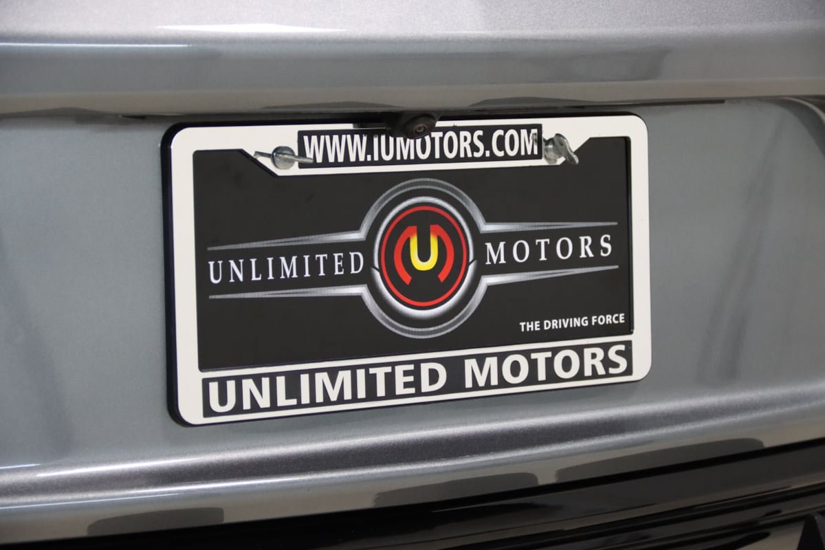 Used 2022 Chevrolet Camaro ZL1 RWD image 4