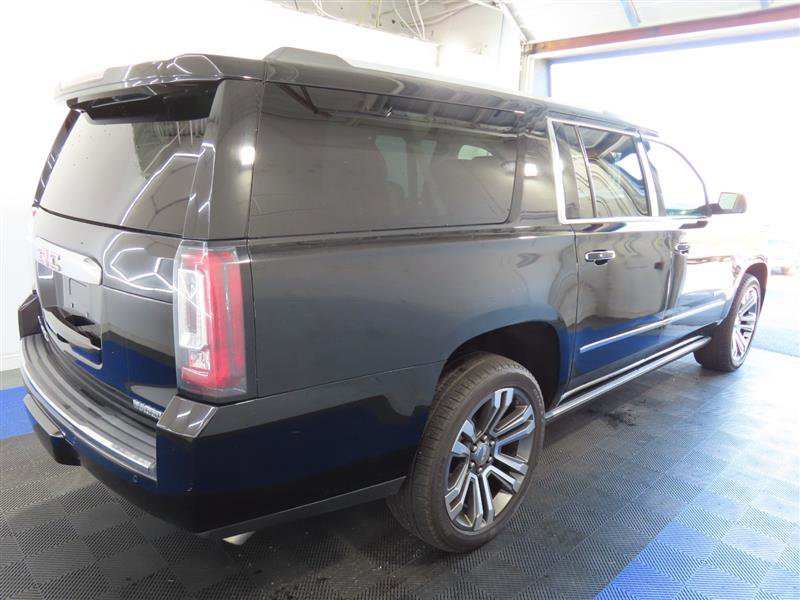 Used 2018 GMC Yukon XL Denali w/ Denali Ultimate Package RWD image 15