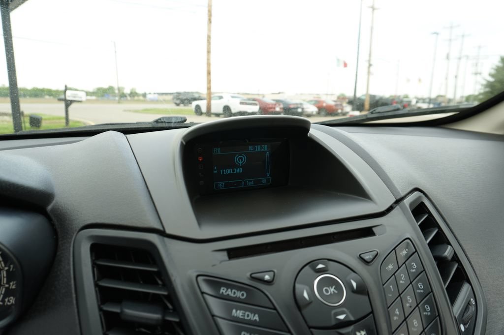 Used 2017 Ford Fiesta SE FWD image 16