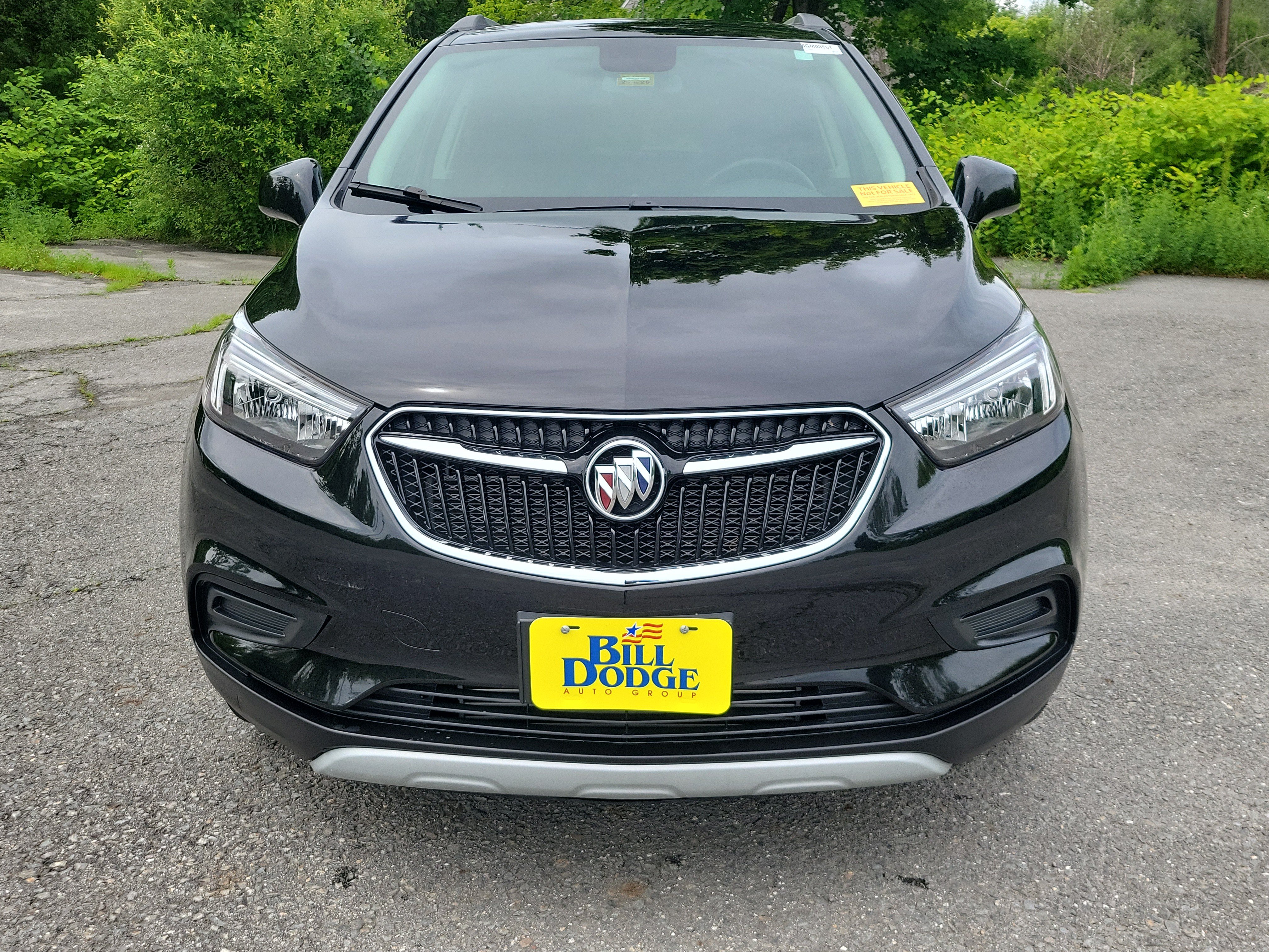 Used 2022 Buick Encore Preferred w/ Safety Package AWD/4WD image 2