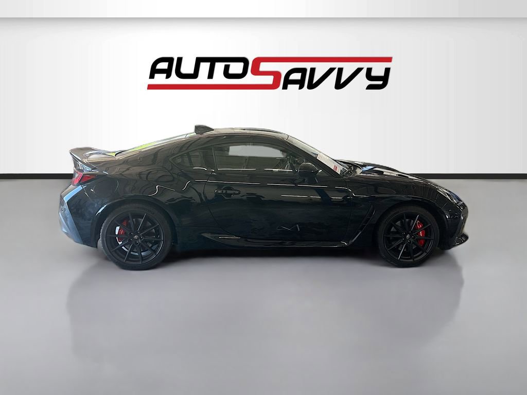 Used 2025 Toyota GR86 Premium w/ Performance Package RWD image 8