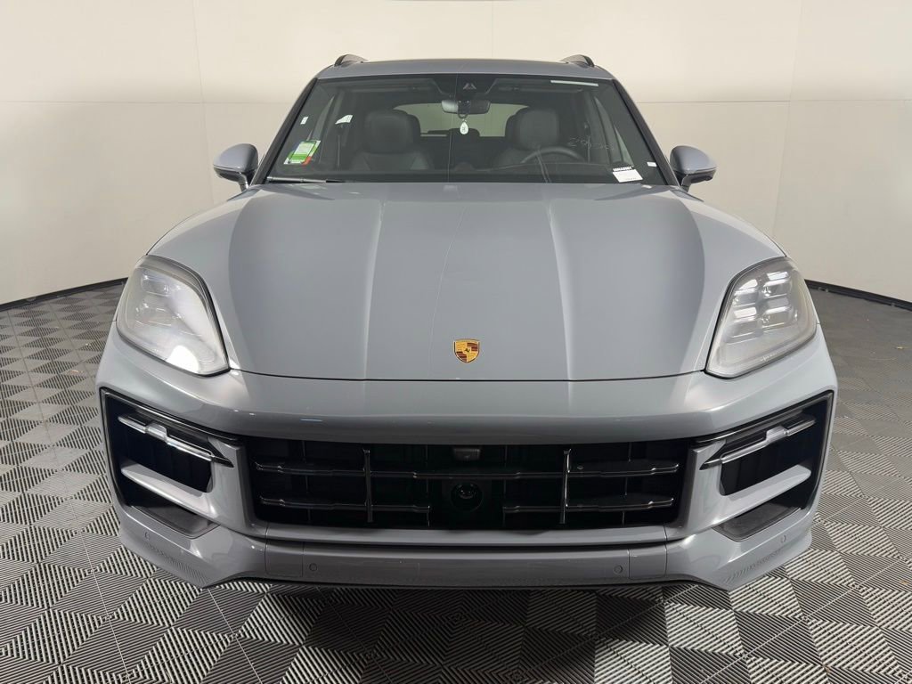 New 2026 Porsche Cayenne GTS image 10