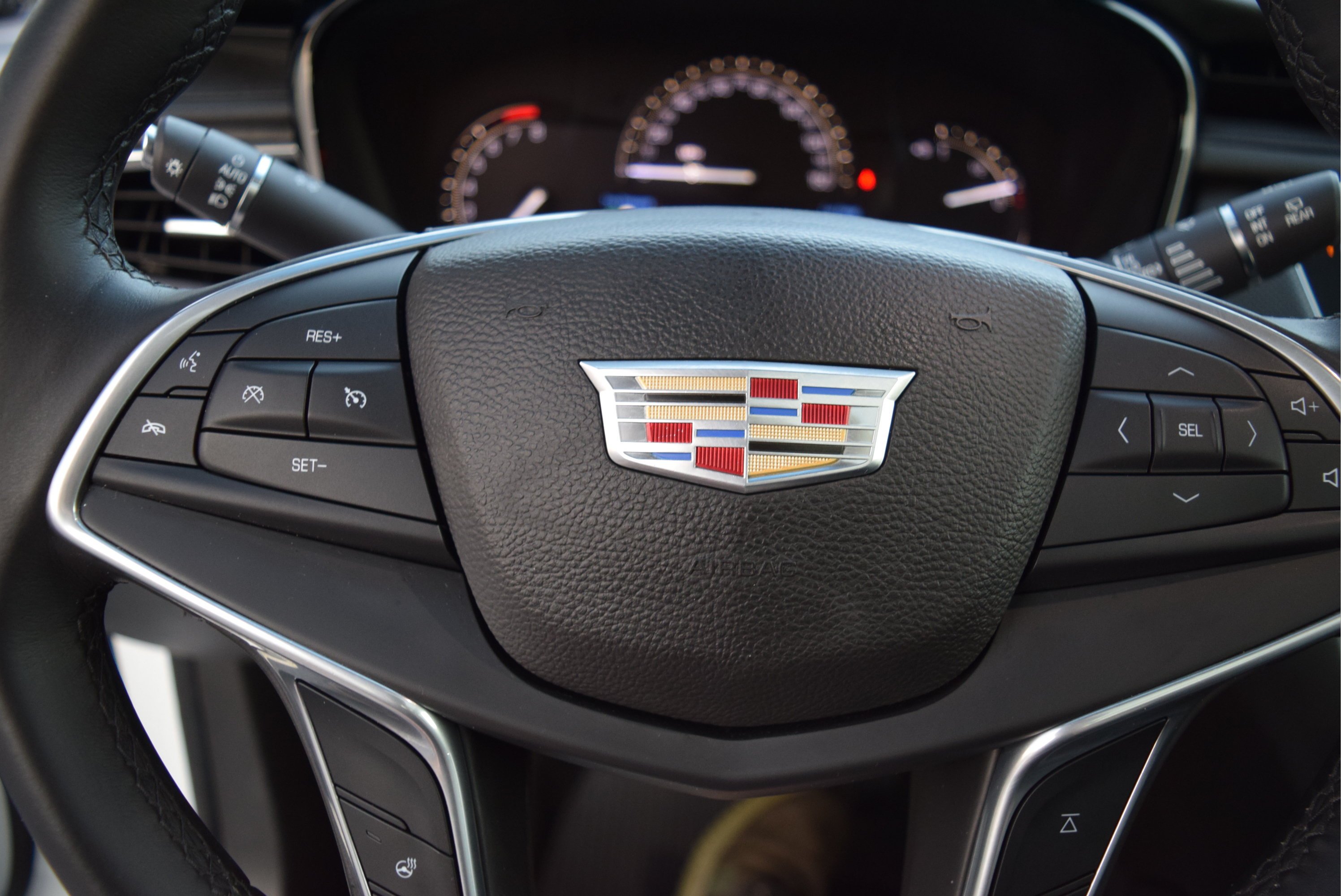 Used 2017 Cadillac XT5 Luxury AWD/4WD image 11