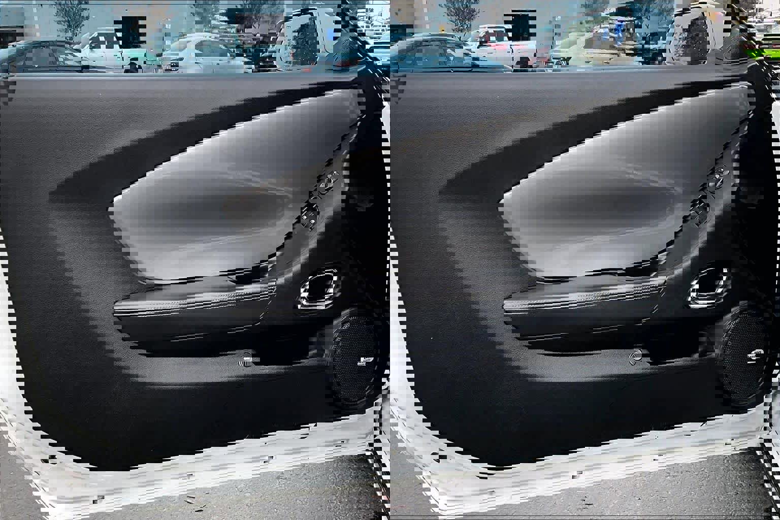 Used 2011 Chevrolet Camaro SS w/ RS Package image 24