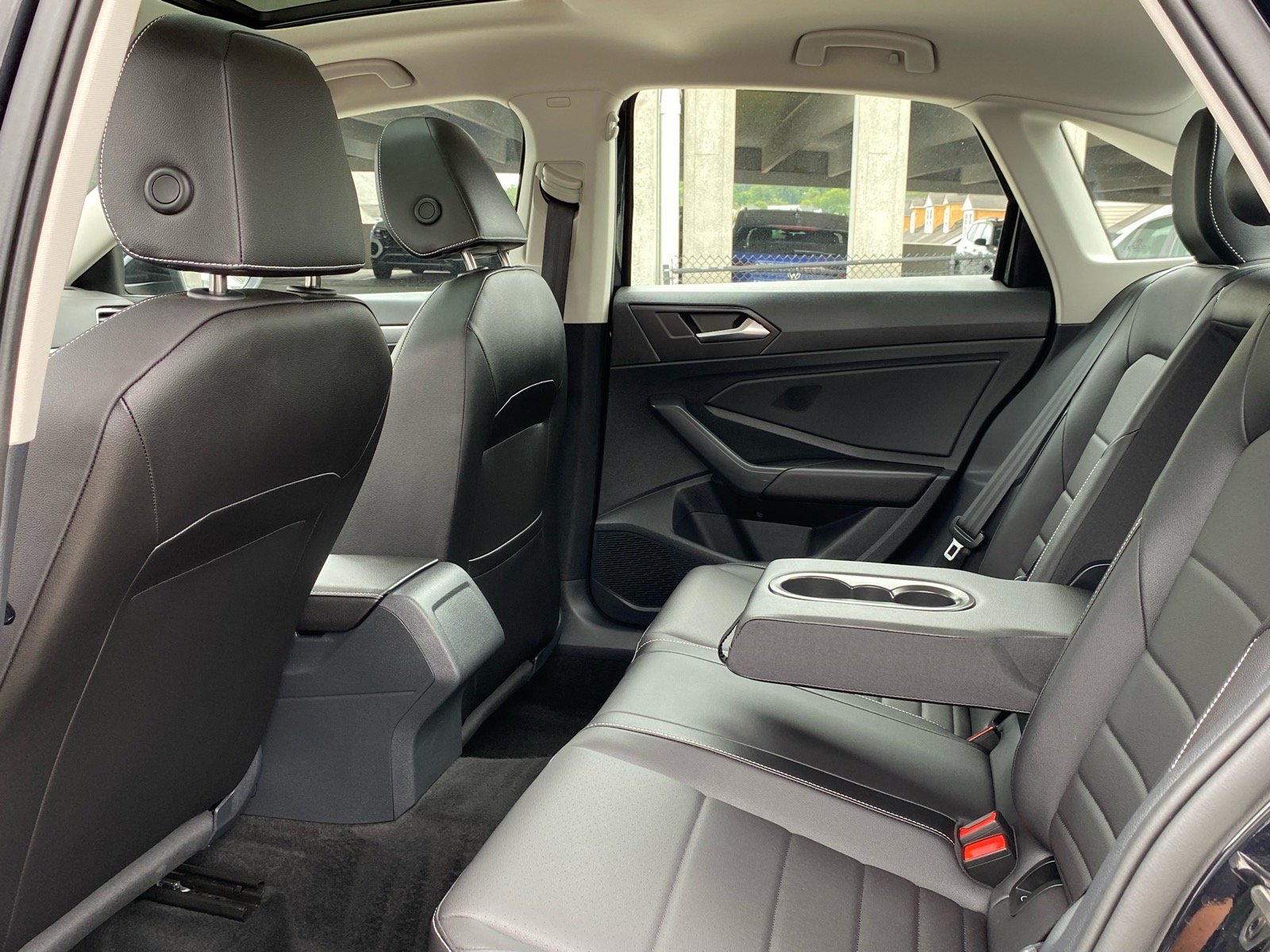 Certified 2023 Volkswagen Jetta SE FWD image 21