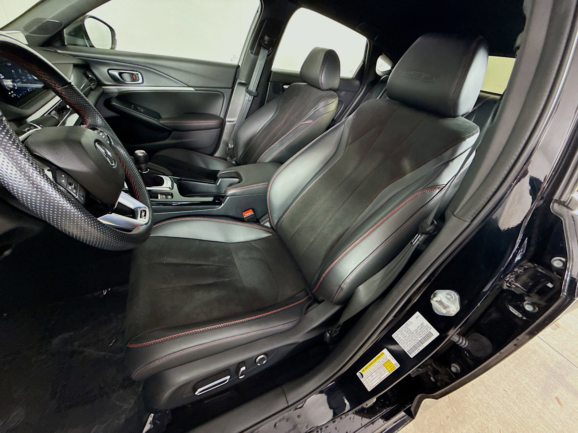 Used 2024 Acura Integra Type S image 25