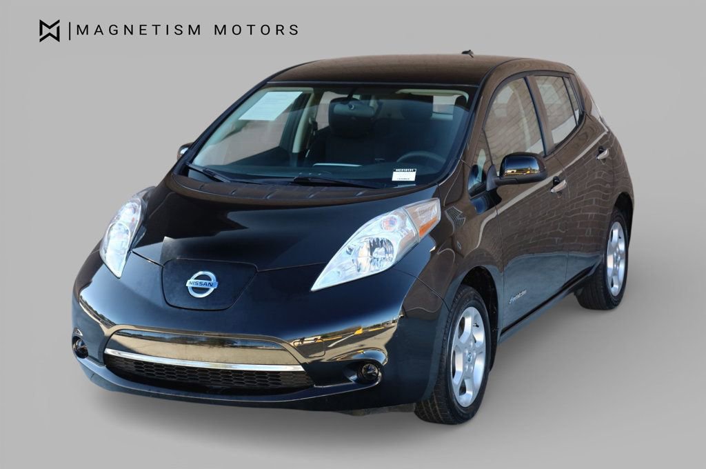 Used 2017 Nissan Leaf S w/ Charge Package image 4