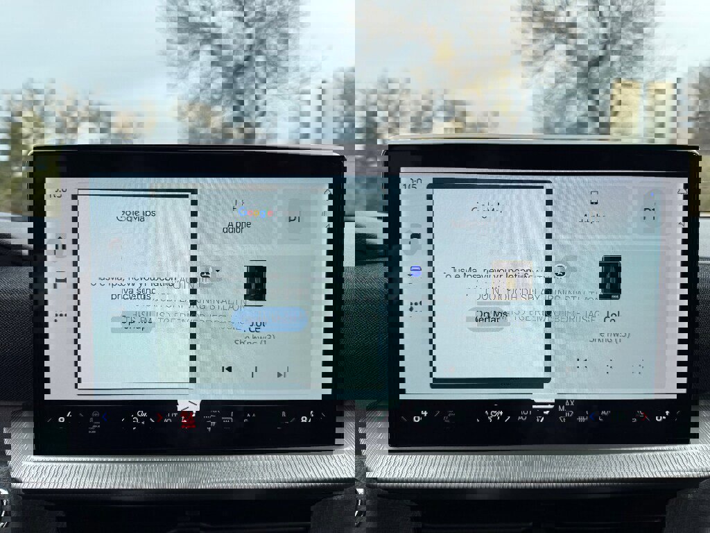 New 2026 Ford Explorer Platinum image 23