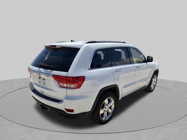 Used 2013 Jeep Grand Cherokee Overland Summit AWD/4WD image 3