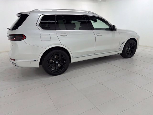 Certified 2024 BMW X7 xDrive40i w/ Premium Package AWD/4WD image 6