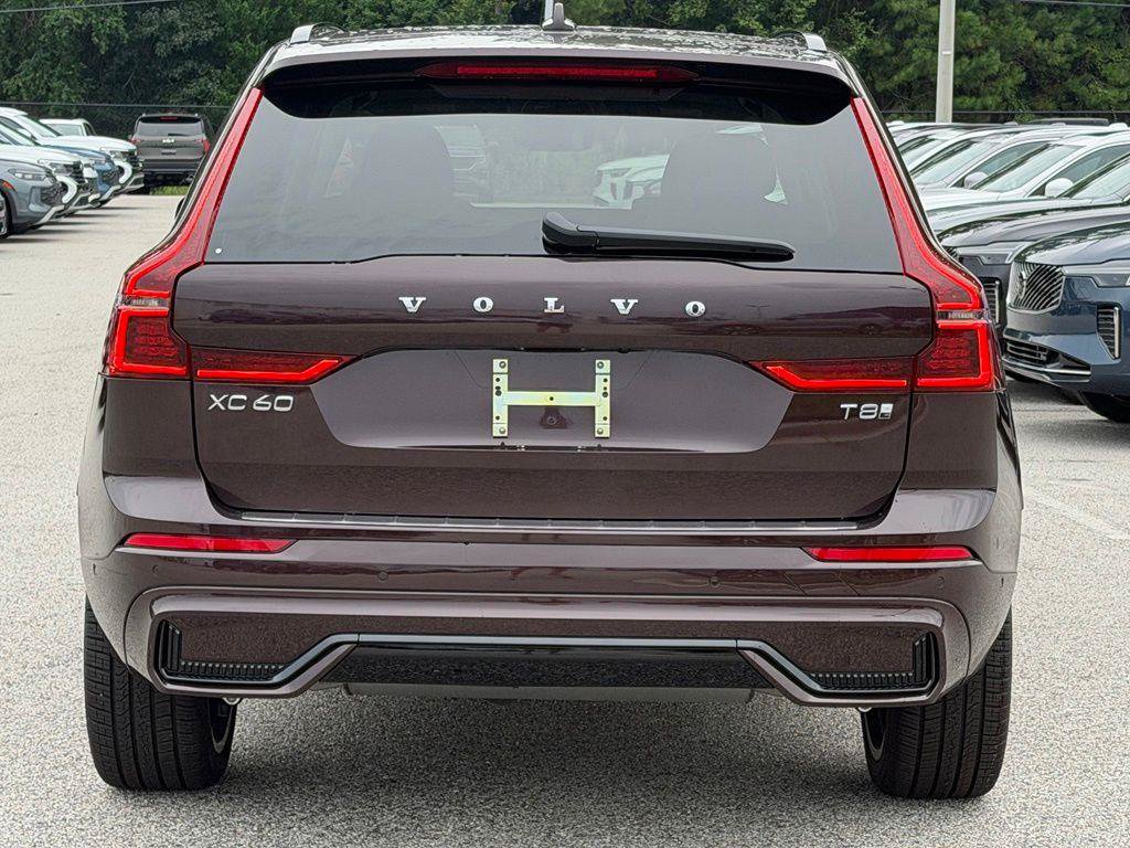 New 2026 Volvo XC60 T8 Ultra w/ Protection Package Premier AWD/4WD image 3