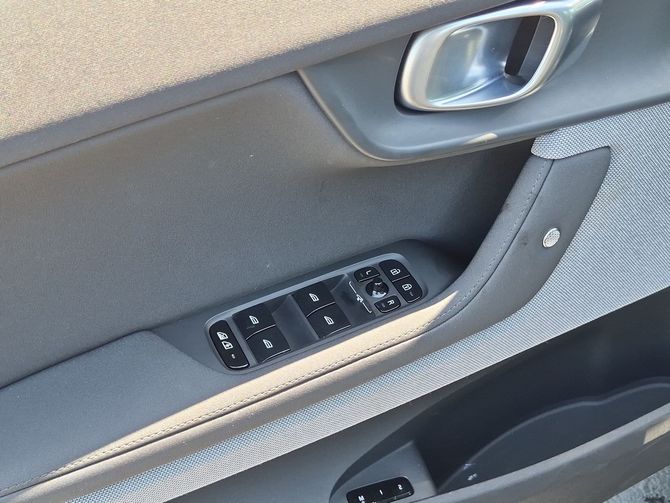 Used 2023 Polestar Polestar 2 AWD/4WD image 15