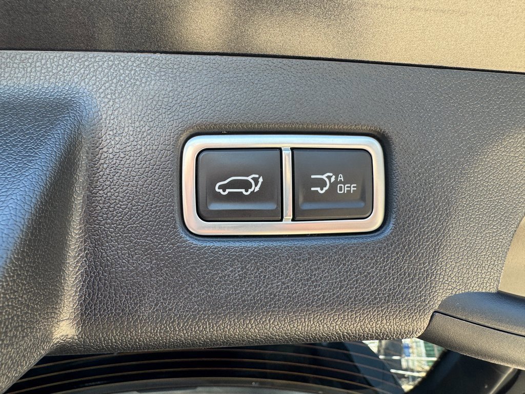 Certified 2025 Kia Sorento SX Prestige image 25
