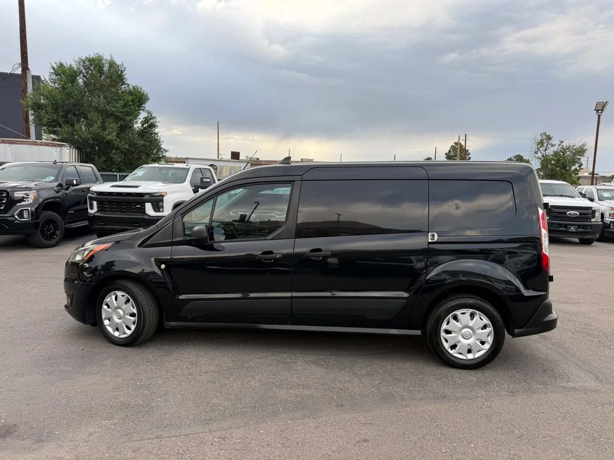 Used 2021 Ford Transit Connect XLT FWD image 3