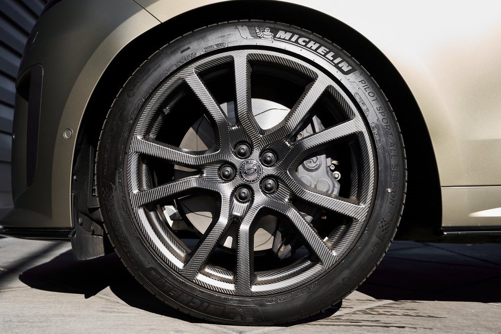 Used 2024 Land Rover Range Rover Sport SV Edition One Carbon Bronze image 3