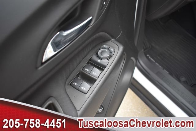 Used 2023 Chevrolet Equinox RS FWD image 18