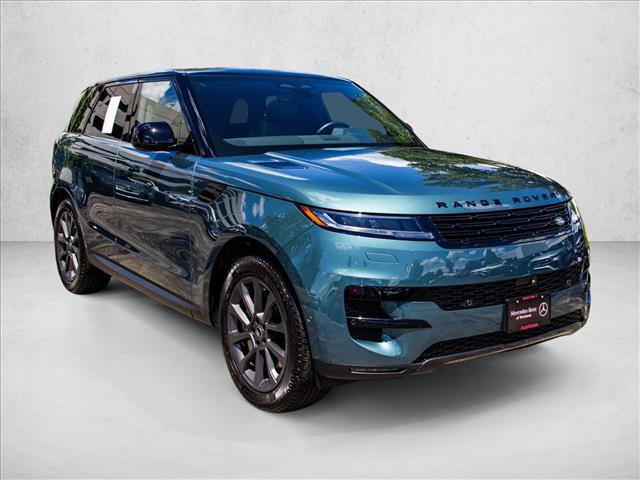Used 2024 Land Rover Range Rover Sport SE AWD/4WD image 3