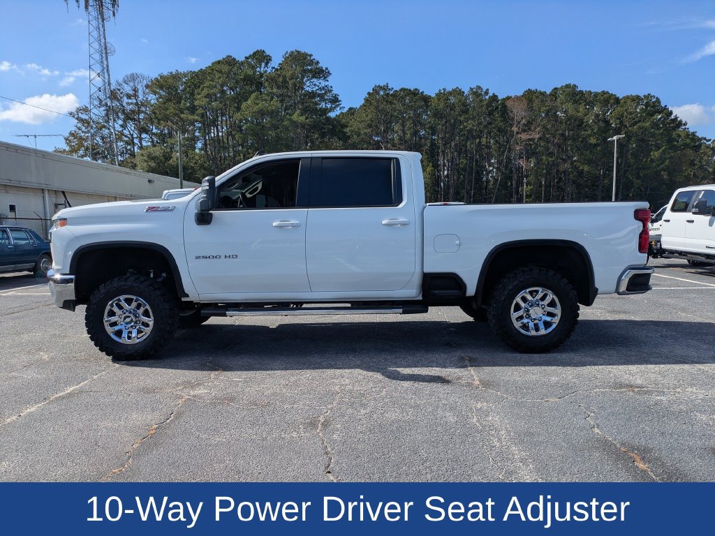Used 2021 Chevrolet Silverado 2500 LT w/ Convenience Package AWD/4WD image 9