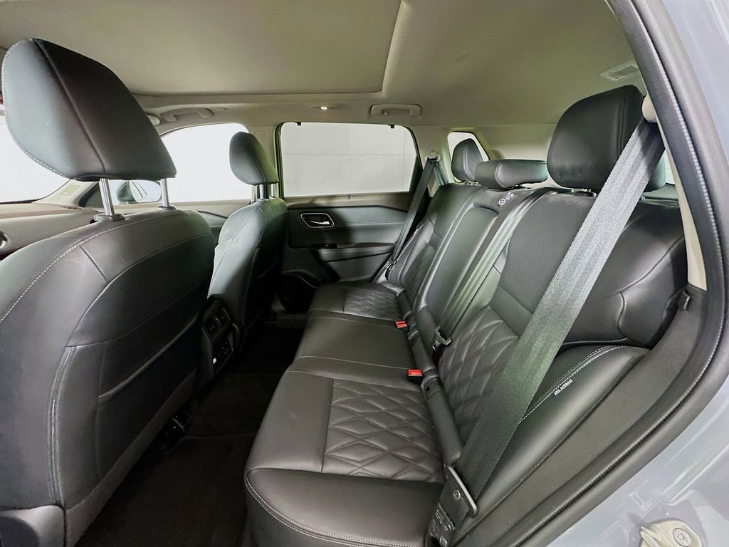 Used 2023 Nissan Rogue Platinum w/ Platinum Premium Package image 23