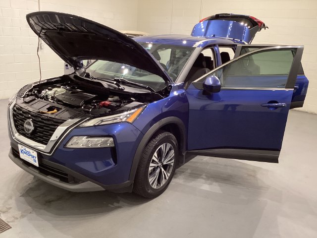 Used 2023 Nissan Rogue SV FWD image 12