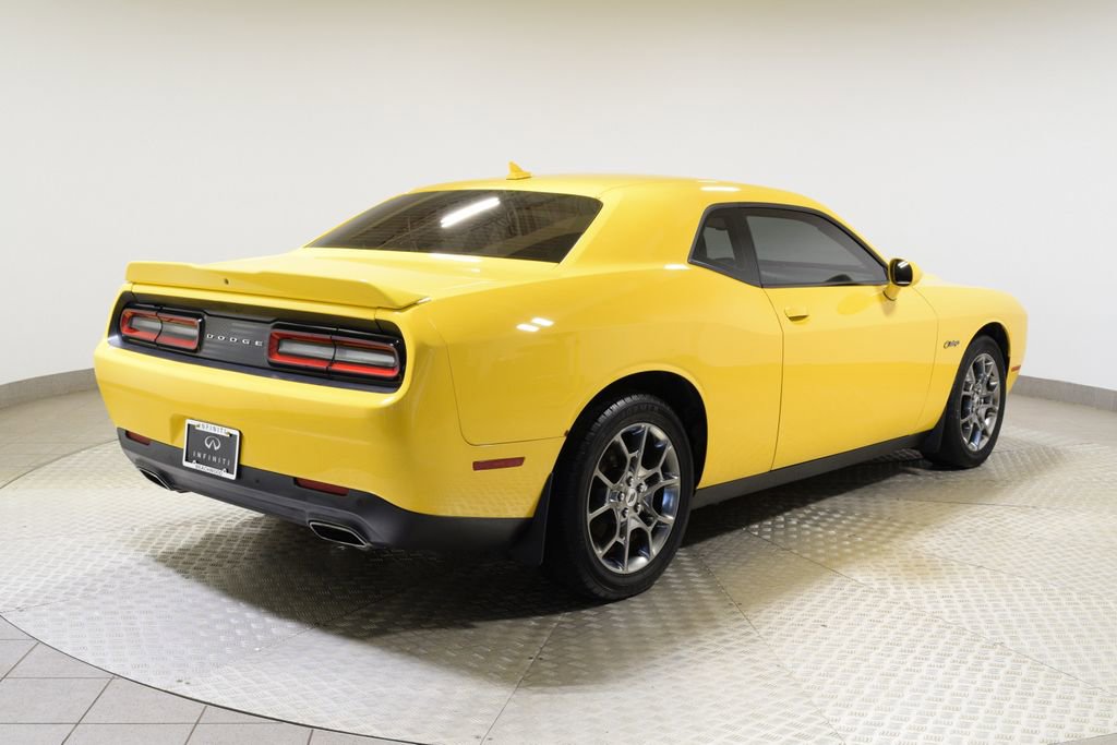 Used 2017 Dodge Challenger GT image 7