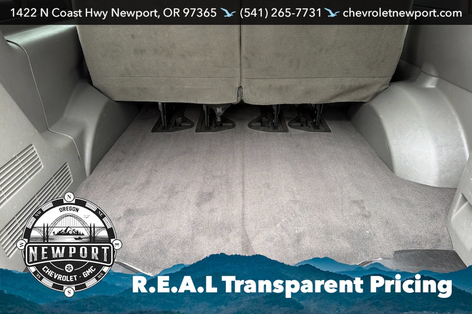 Used 2024 Chevrolet Express 3500 LT w/ LT Preferred Equipment Group RWD image 16