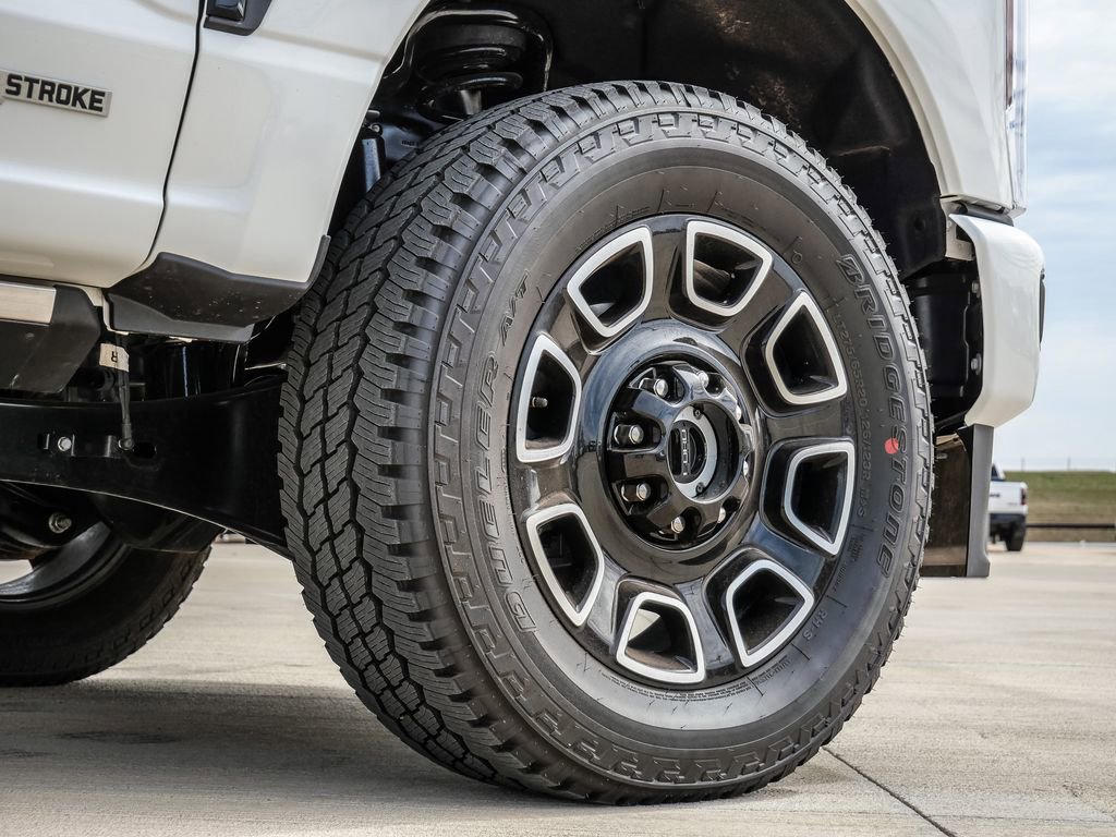 New 2026 Ford F250 Platinum image 9