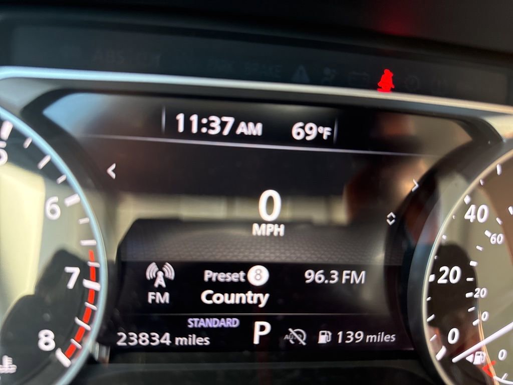 Certified 2024 Nissan Pathfinder SV image 13