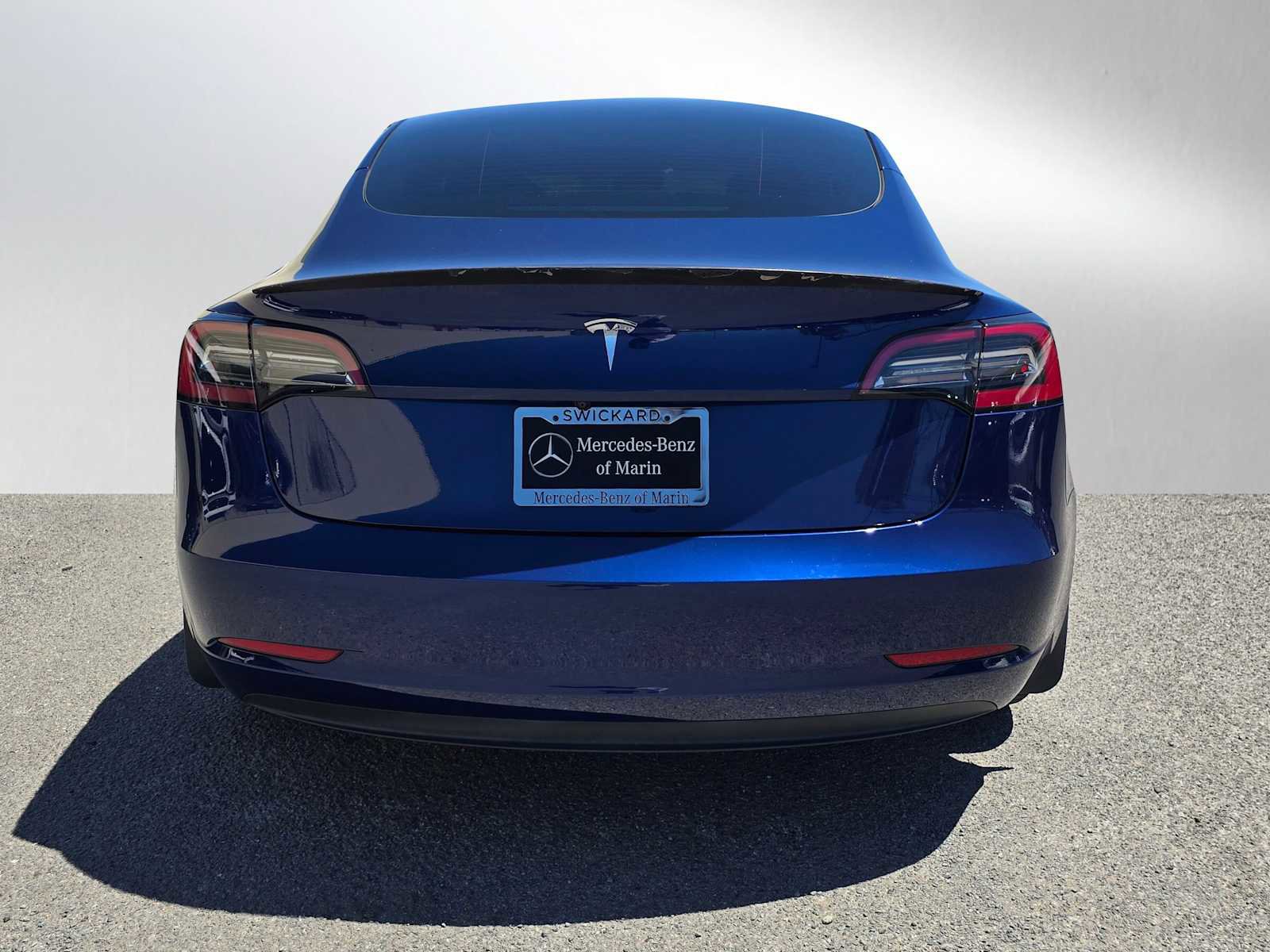 Used 2023 Tesla Model 3 Standard Range RWD image 4