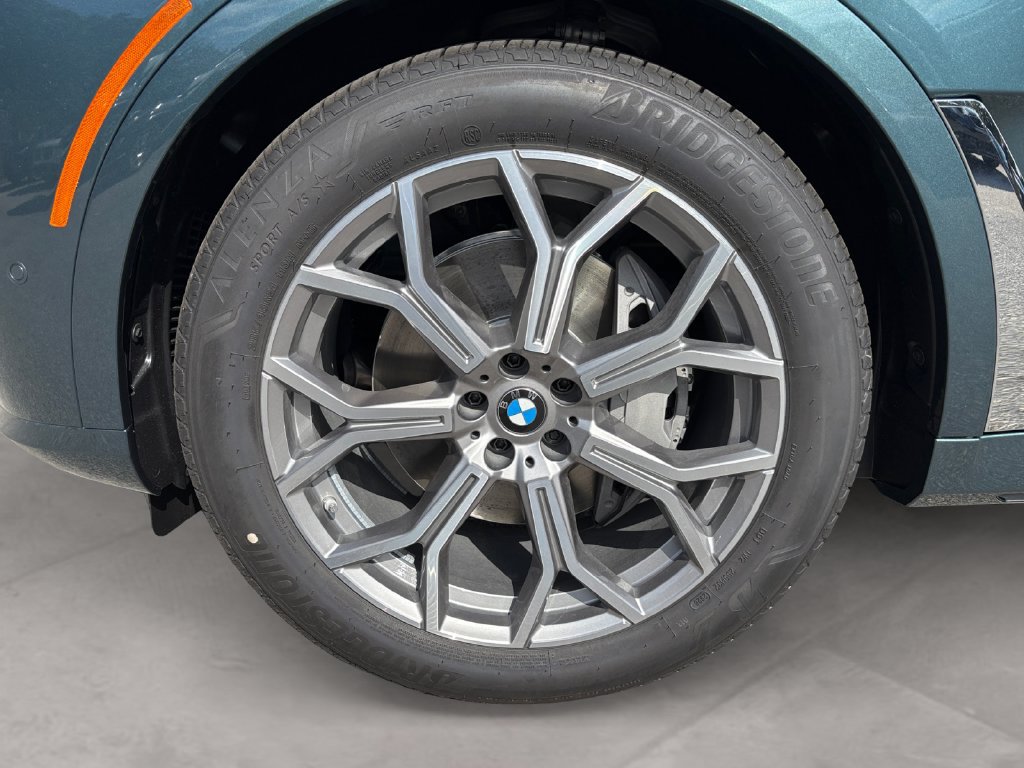 New 2027 BMW X7 xDrive40i AWD/4WD image 14