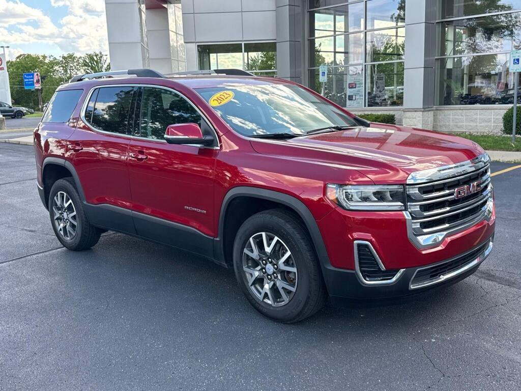 Used 2023 GMC Acadia SLE w/ Driver Convenience Package AWD/4WD image 1
