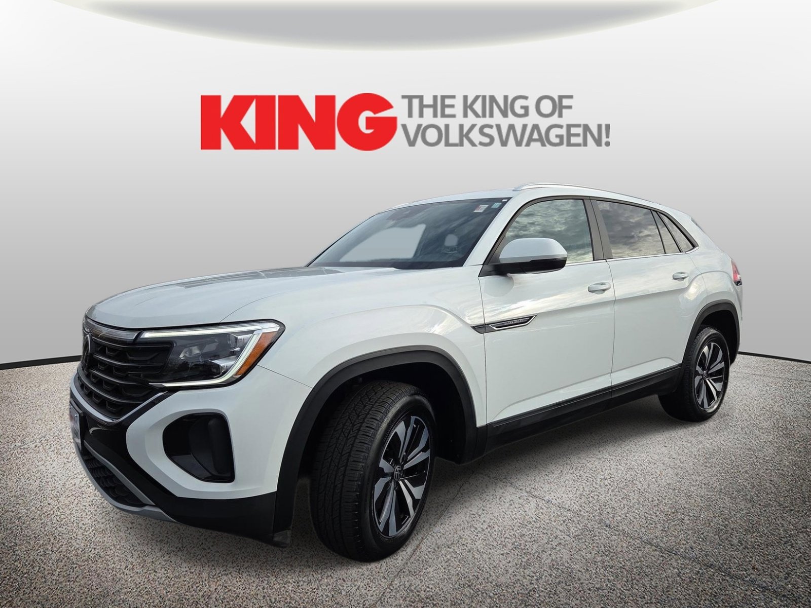 Certified 2024 Volkswagen Atlas Cross Sport SE image 8
