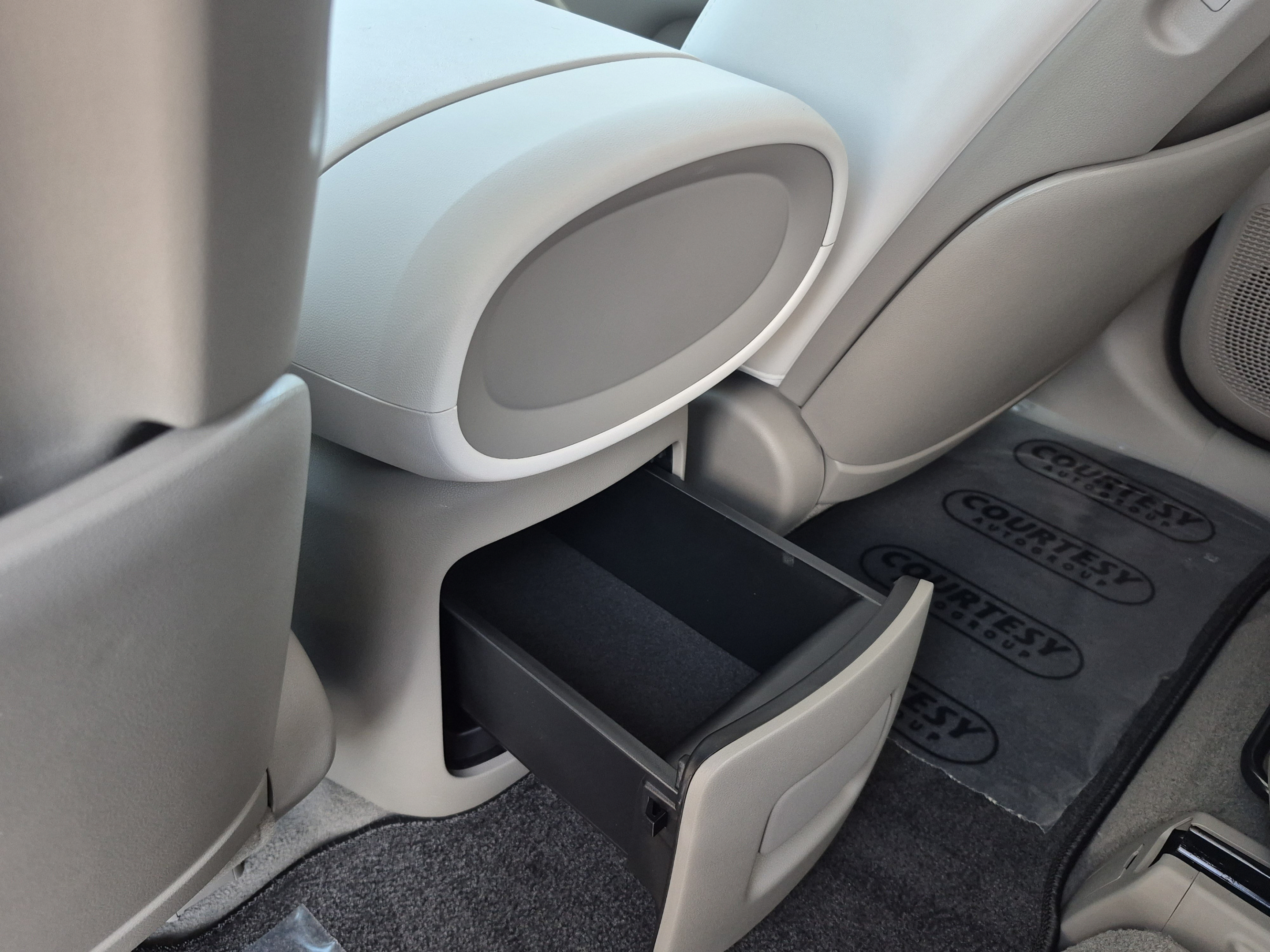 New 2026 Hyundai Palisade FWD Hybrid image 18