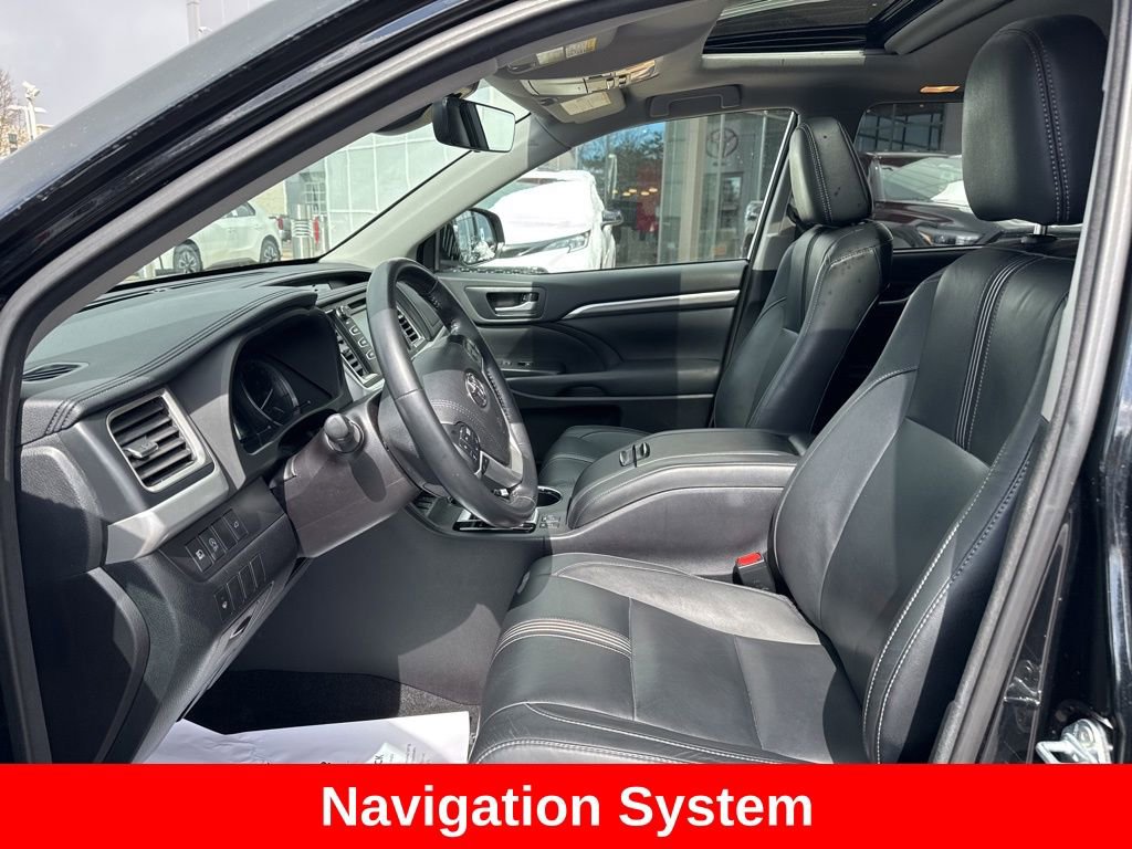 Used 2018 Toyota Highlander SE image 13