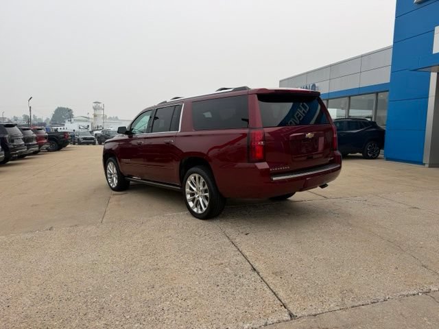 Used 2019 Chevrolet Suburban Premier w/ Premier Plus Edition AWD/4WD image 2