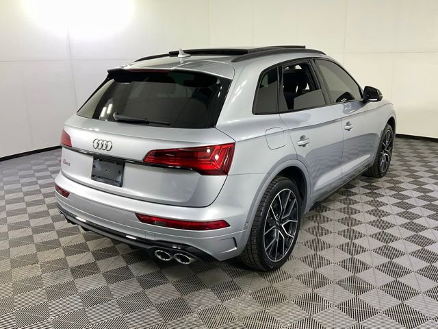 Used 2023 Audi SQ5 Prestige w/ Prestige Package image 6