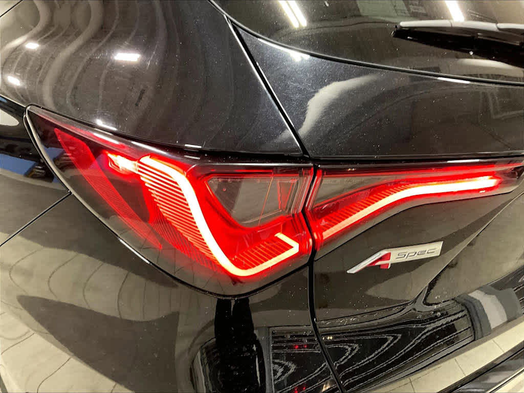 Used 2023 Acura MDX A-Spec image 31