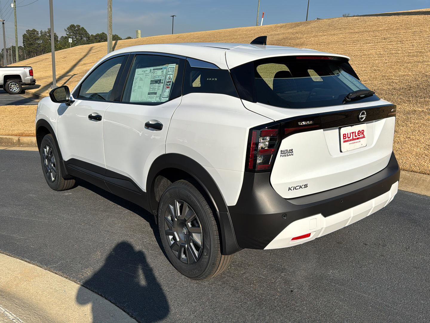 New 2026 Nissan Kicks S image 3
