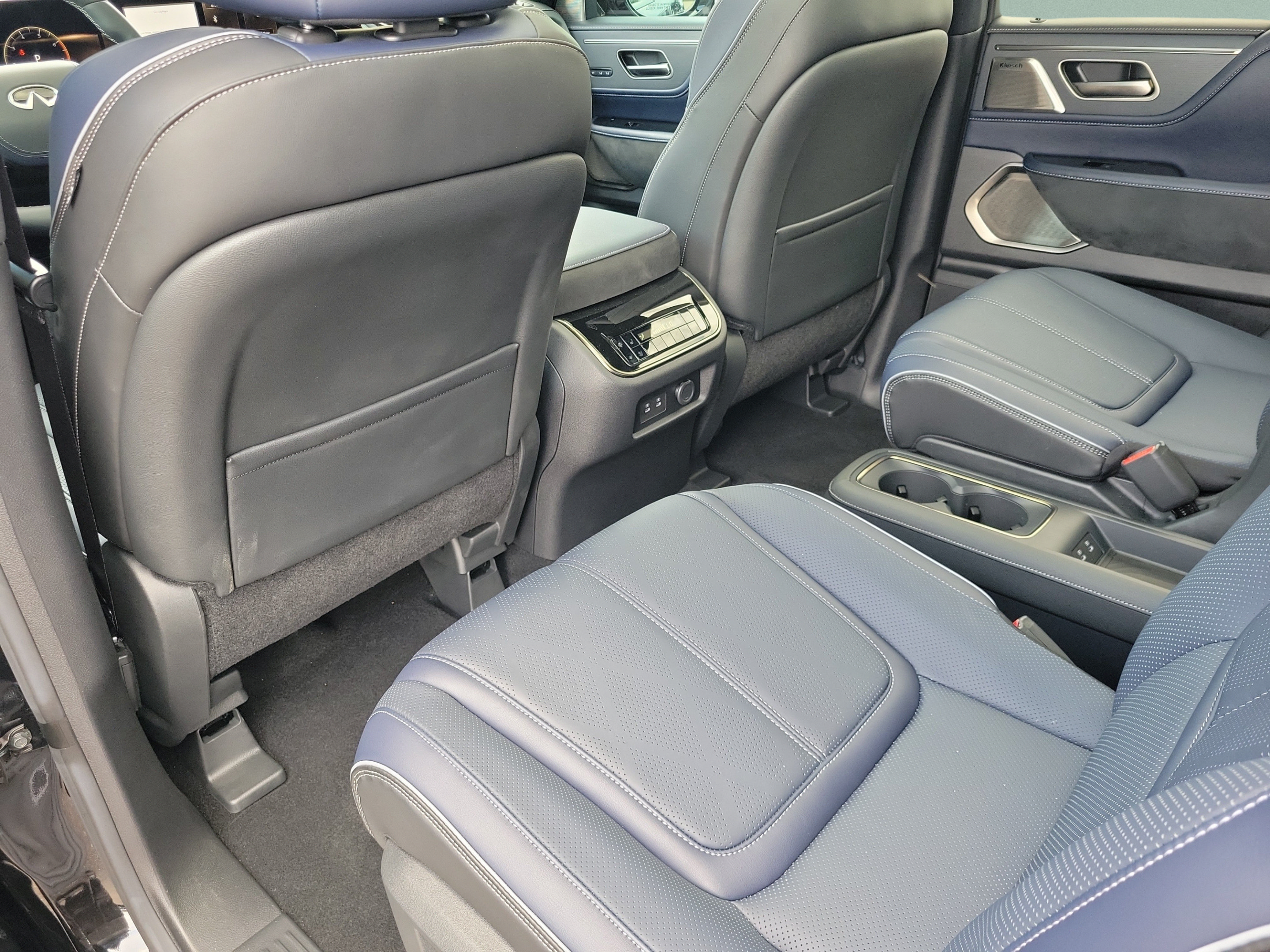 Certified 2026 INFINITI QX80 4WD w/ Sport Exterior Package image 37