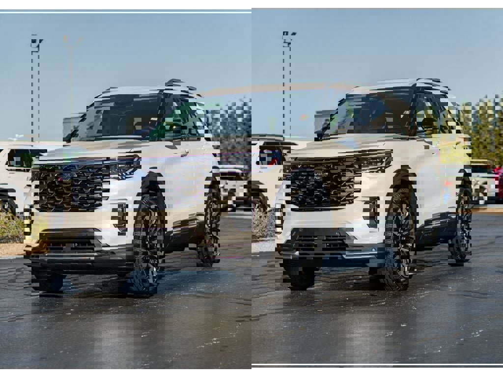 New 2026 Ford Explorer Platinum image 2