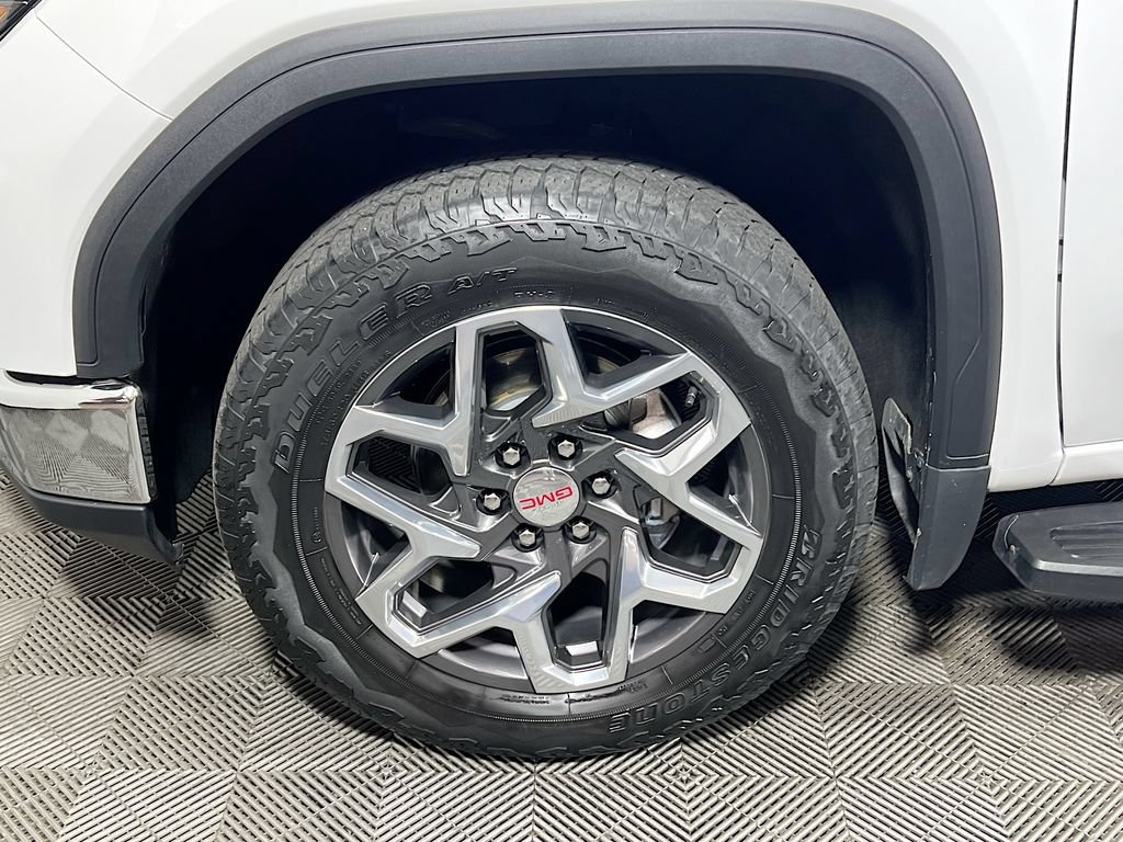 Used 2023 GMC Sierra 1500 SLT w/ SLT Premium Plus Package AWD/4WD image 26