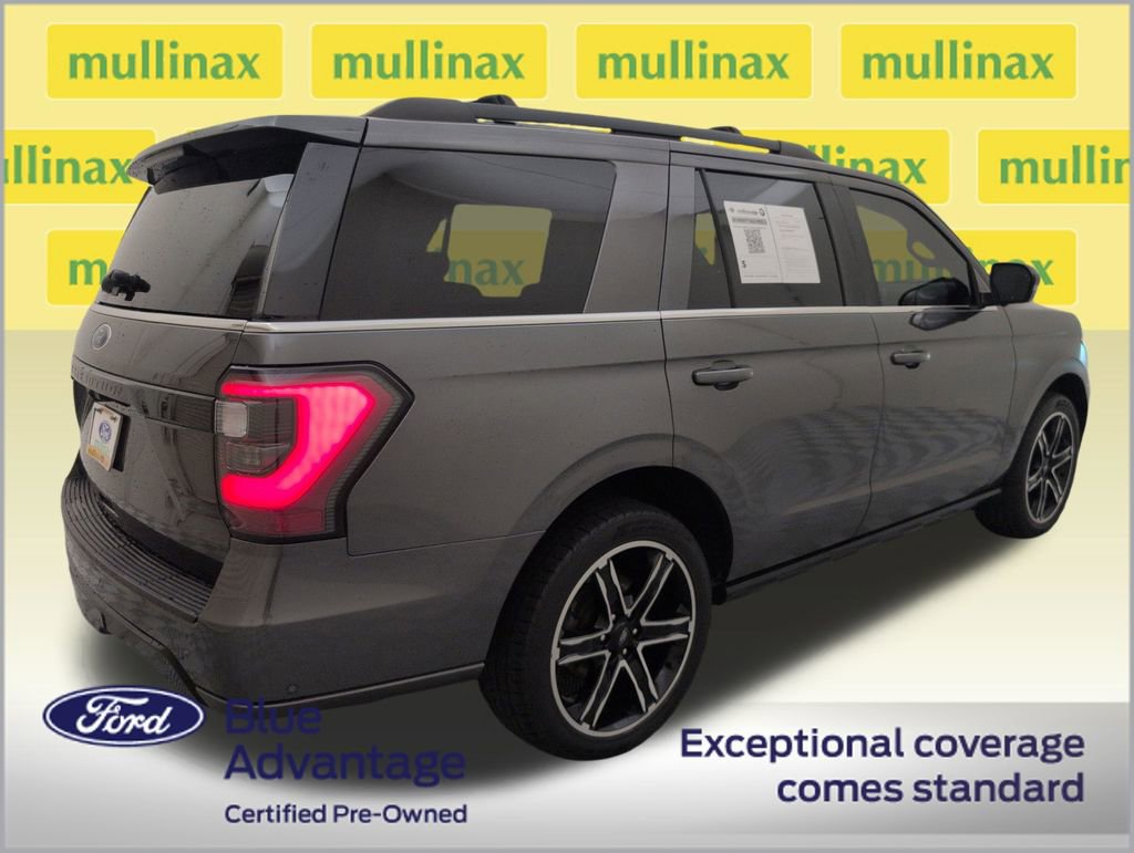 Used 2020 Ford Expedition Limited w/ Equipment Group 303A RWD image 3