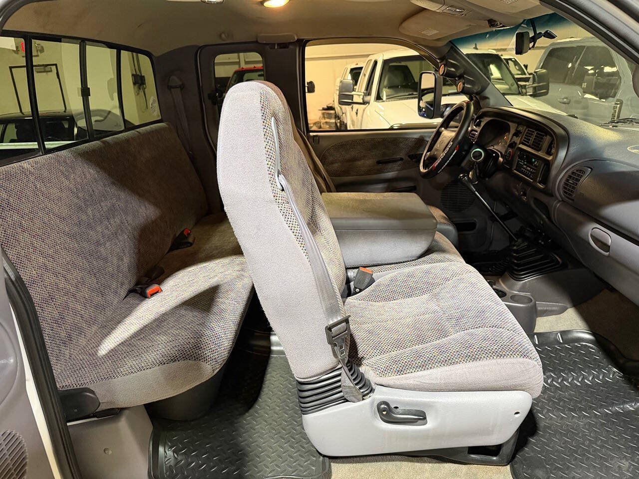 Used 1999 Dodge Ram 3500 Truck 4x4 Quad Cab image 65