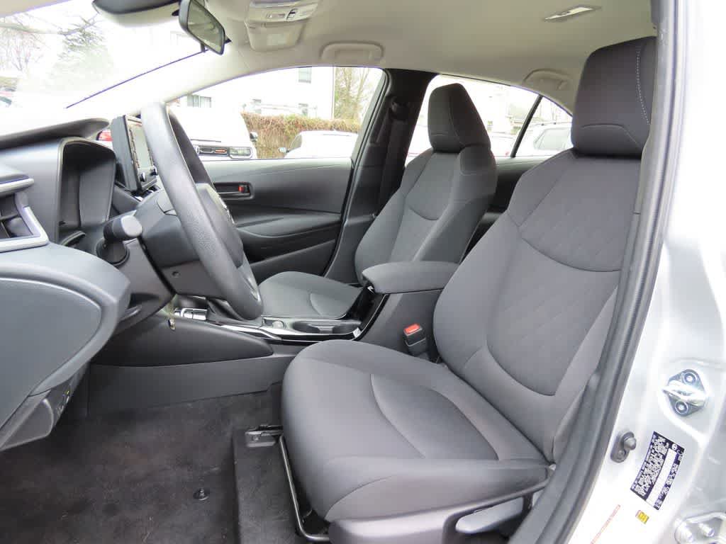 Used 2022 Toyota Corolla LE w/ Carpet Mat Package (TMS) image 12