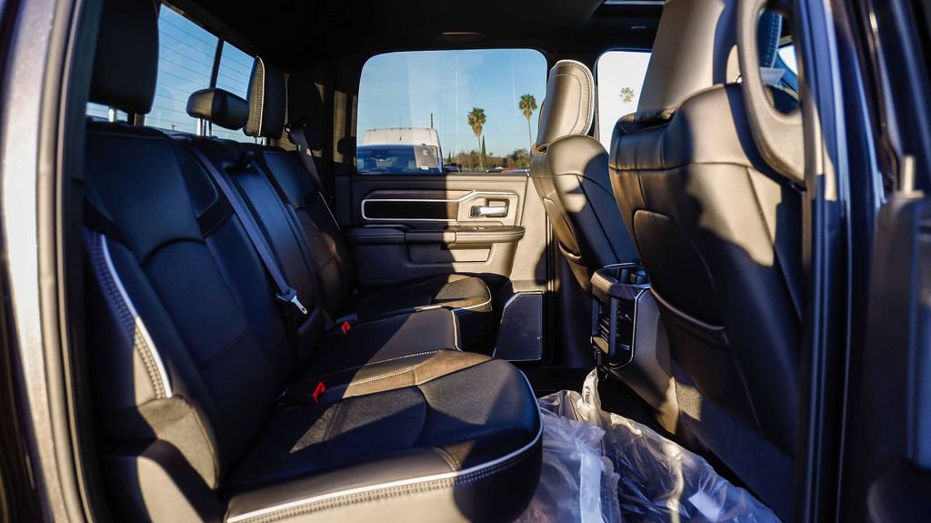 New 2026 RAM 2500 Laramie AWD/4WD image 20