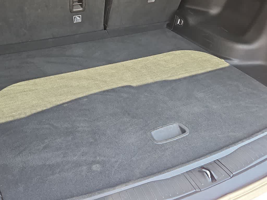 Used 2024 Jeep Grand Cherokee Laredo AWD/4WD image 24