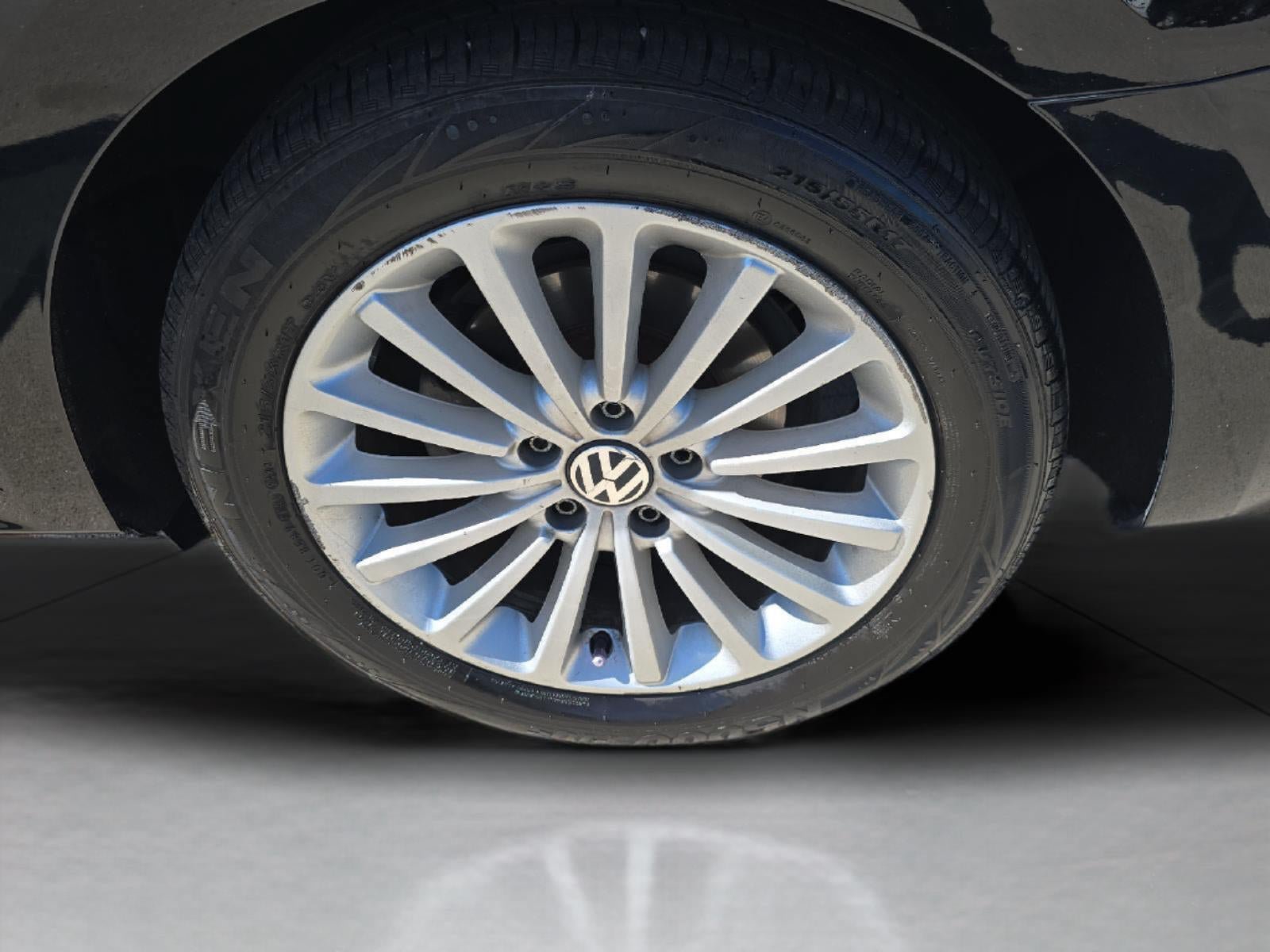 Used 2016 Volkswagen Passat 1.8T SE FWD image 24