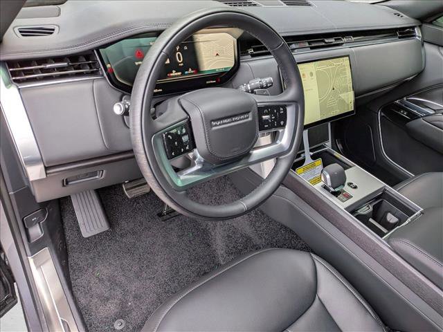 New 2026 Land Rover Range Rover SE image 3