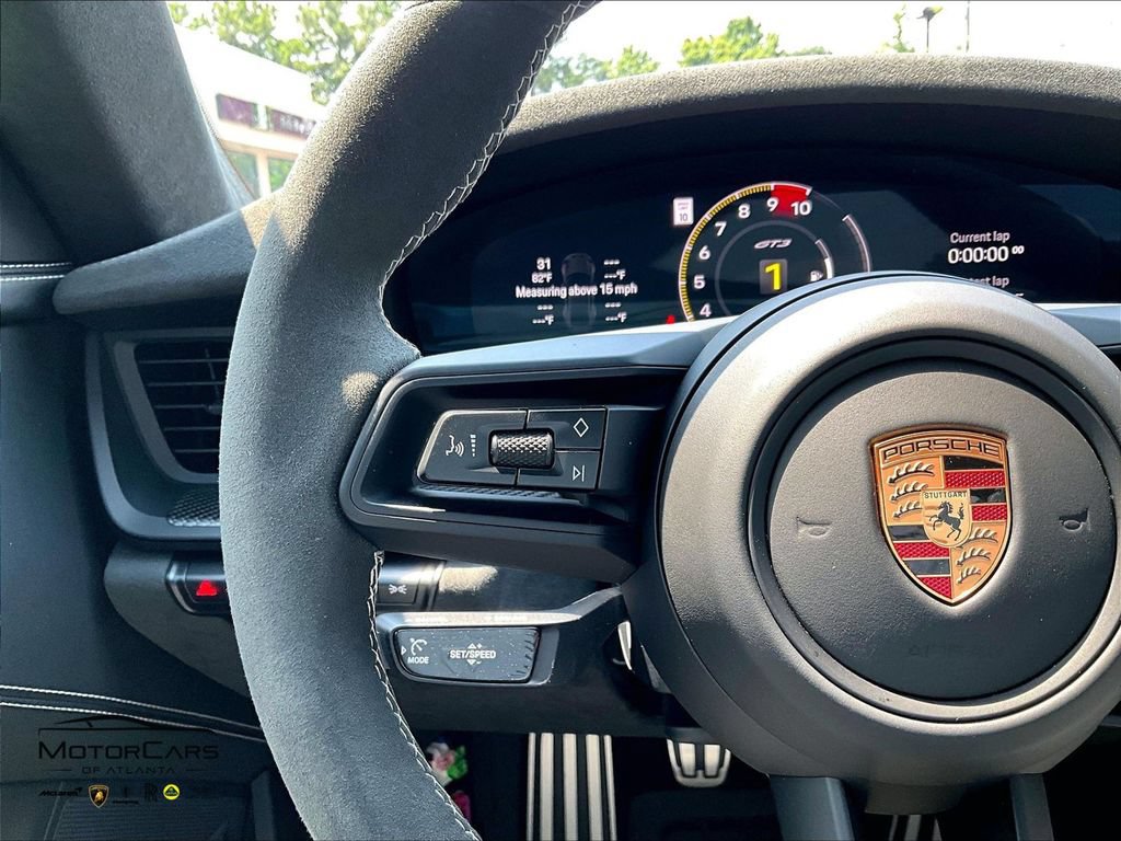 Used 2026 Porsche 911 GT3 RWD image 17