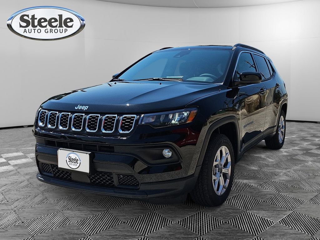 New 2025 Jeep Compass Latitude image 1